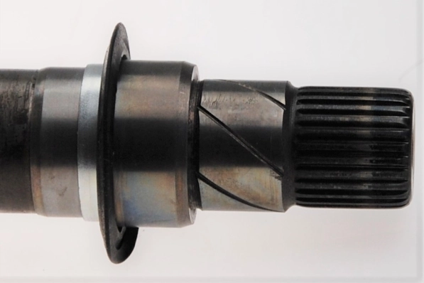 Półoś napędowa przednia prawa 391002670R Renault (RVI)