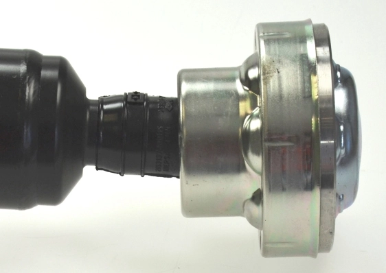 Wał Cardana tylny, kompletny Volkswagen Touareg I SUV (7LA, 7L6, 7L7) (2002 - 2010) cena, od 473,14 USD