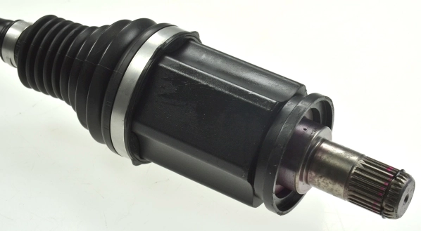 Półoś napędowa przednia lewa do BMW 7  F01, F02, F03, F04