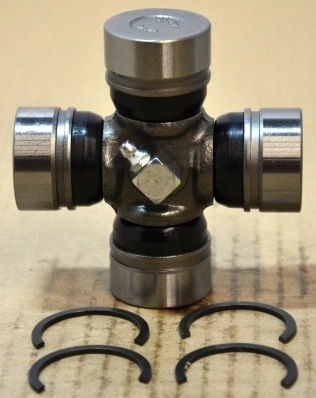 Do koszyka Krzyżak wału Cardana tylnego Toyota Land Cruiser 90 J9