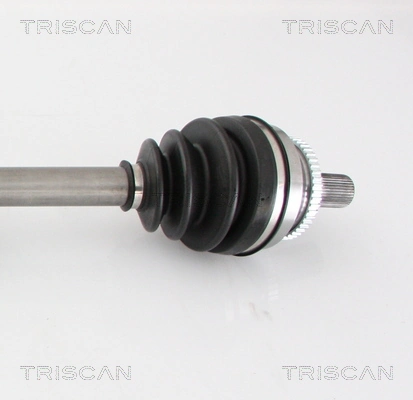 Do koszyka Półoś napędowa przednia prawa Volvo V70 I LV