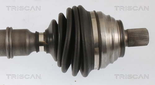 Do koszyka Półoś napędowa przednia prawa Audi A3  8VS, 8VM