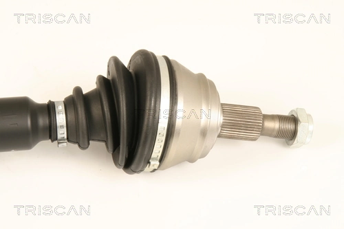 Do koszyka Półoś napędowa przednia prawa Audi A3  8L1