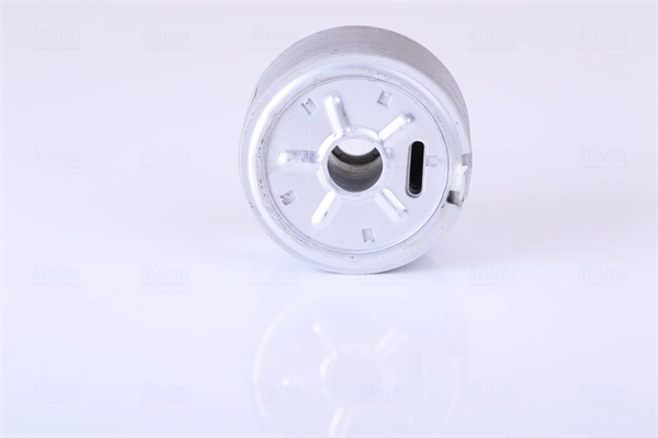 Chłodnica oleju, pod filtrem Nissens 90793 cena, od 38,28 USD
