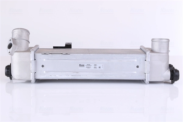 Chłodnica intercoolera 96409 Nissens