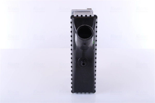 Chłodnica intercoolera Nissens 961222 cena, od 210,90 USD