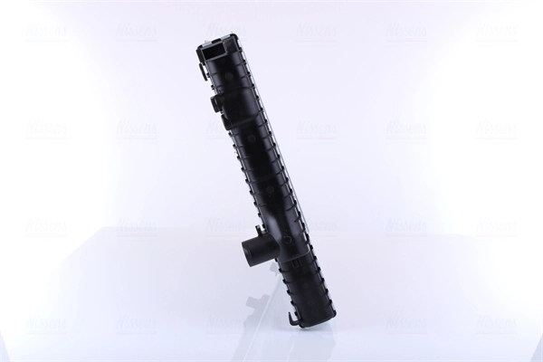 Chłodnica silnika Nissens 60607 cena, od 110,41 USD