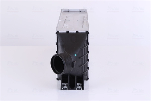 Chłodnica intercoolera Nissens 96732 cena, od 108,70 USD