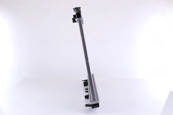 Chłodnica silnika Nissens 681375 cena, od 156,49 USD