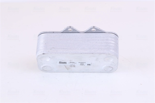 Chłodnica oleju Nissens 90781 cena, od 54,96 USD