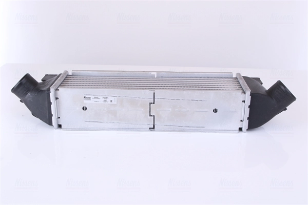 Chłodnica intercoolera 96642 Nissens