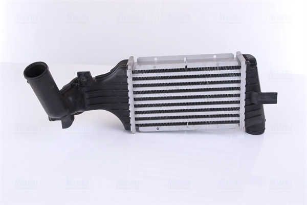  Chłodnica intercoolera Opel Zafira 