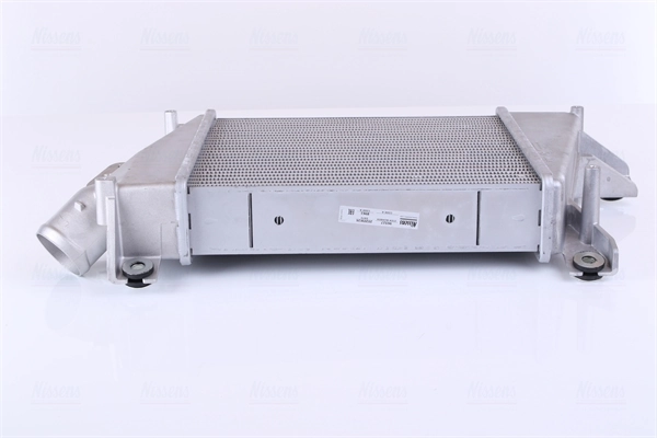 Chłodnica intercoolera 96527 Nissens