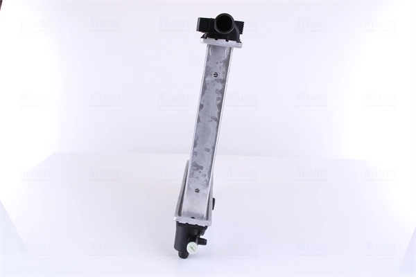 Chłodnica silnika Mercedes E kombi (T124) (1985 - 1993) cena, od 111,83 USD