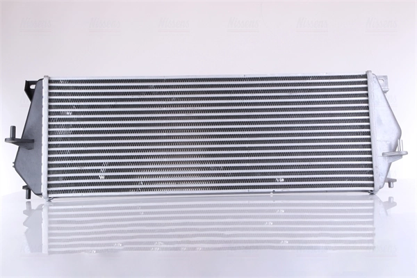 Chłodnica intercoolera 30930 NRF