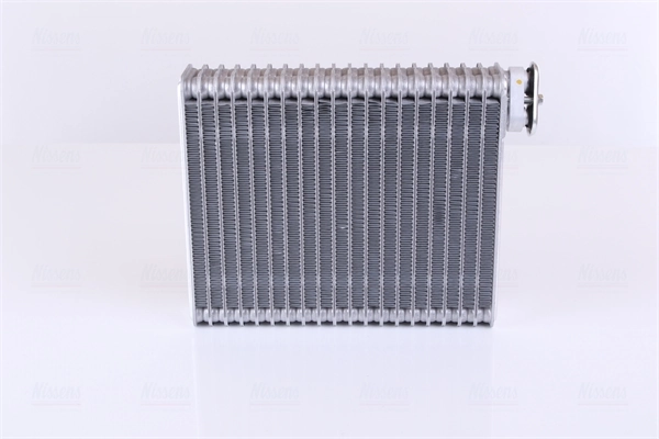 Parownik klimatyzacji Nissens 92302 cena, od 69,00 USD