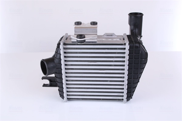 Chłodnica intercoolera Nissens 96661 cena, od 183,25 USD