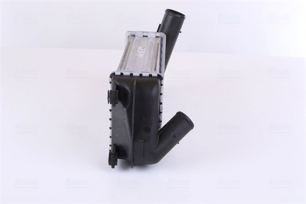 Chłodnica intercoolera Toyota Corolla E18