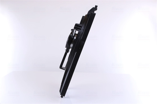 Dyfuzor chłodnicy, w komplecie z silnikiem i wirnikiem Nissens 85767 cena, od 97,19 USD