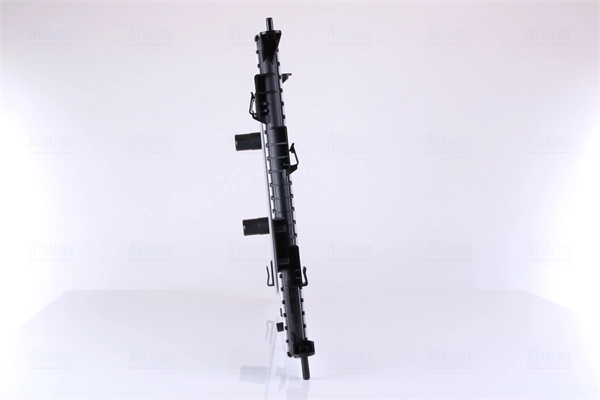 Chłodnica silnika Nissens 67363 cena, od 126,44 USD
