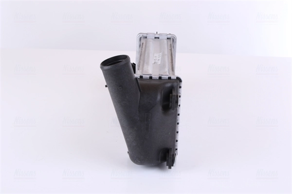 Chłodnica intercoolera Toyota Corolla E18