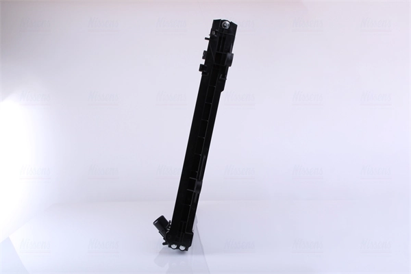 Chłodnica silnika Nissens 646826 cena, od 387,64 USD