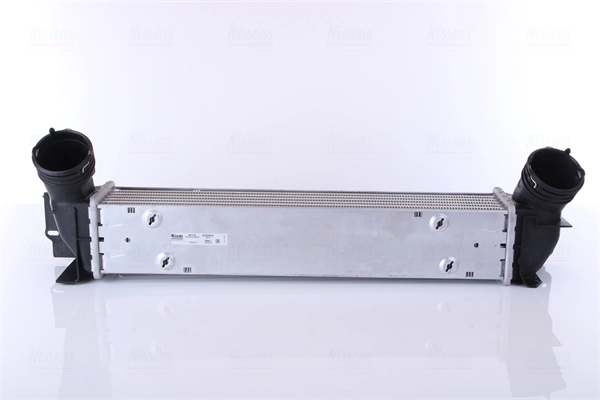Chłodnica intercoolera 96725 Nissens