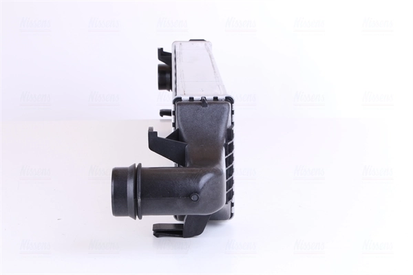 Chłodnica intercoolera Nissens 96335 cena, od 134,66 USD