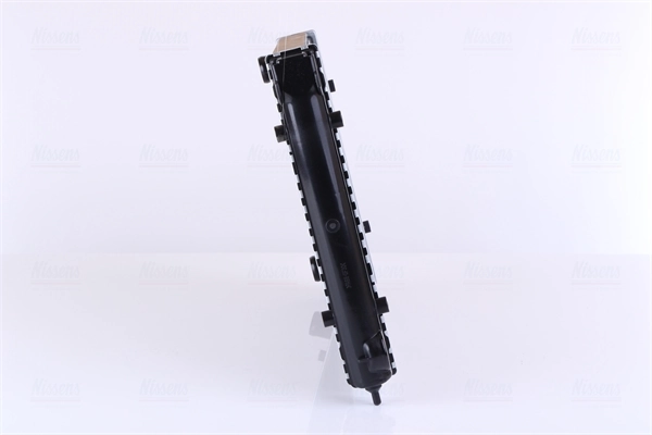 Chłodnica silnika Nissens 651711 cena, od 54,56 USD