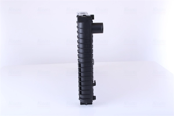 Chłodnica silnika BMW 5 E28