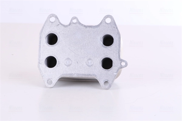Chłodnica oleju, pod filtrem Nissens 90681 cena, od 38,55 USD