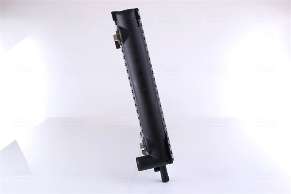 Chłodnica silnika Nissens 62557A cena, od 126,16 USD