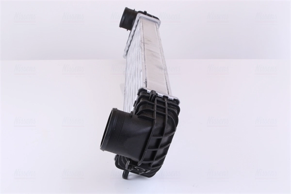 Chłodnica intercoolera Nissens 96722 cena, od 152,54 USD