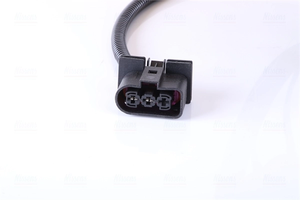 Wentylator elektryczny układu chłodzenia kompletny (silnik+wirnik) 85715 Nissens