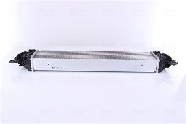 Chłodnica intercoolera 961545 Nissens