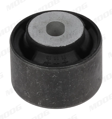 Silentblock przedniego wahacza dolnego Ford Fiesta Mk6