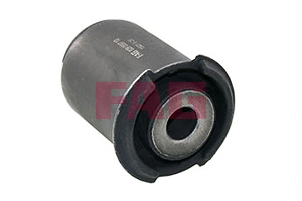  Silentblock przedniego wahacza dolnego Land Rover Range Rover 