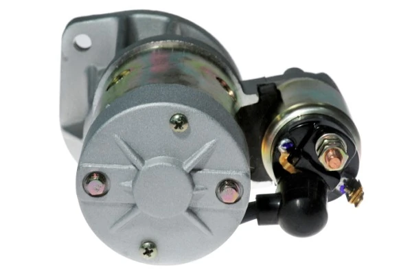 Rozrusznik do Nissan Terrano I WD21