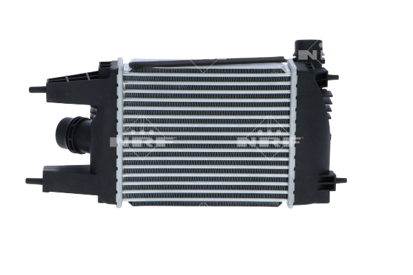 Chłodnica intercoolera Nissan JUKE NMUK hatchback (F15E) (2010 - 2019) cena, od 146,47 USD