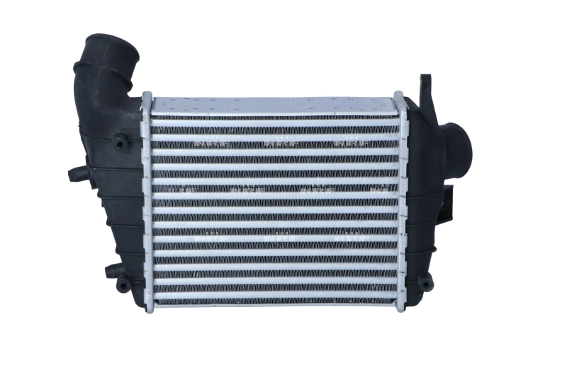 Chłodnica intercoolera Alfa Romeo 156 sedana (932) (1997 - 2005) cena, od 95,11 USD