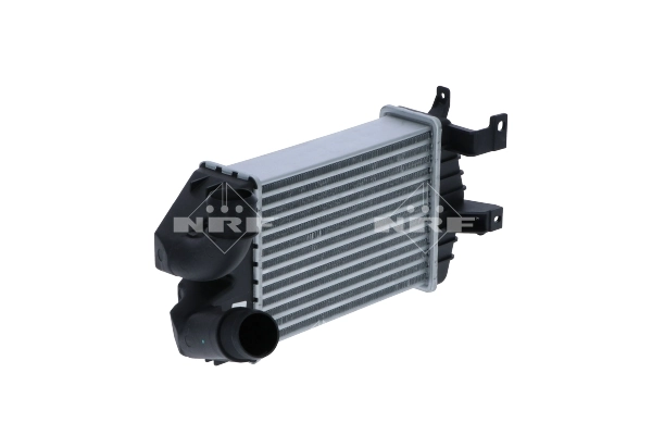 Chłodnica intercoolera 30307 NRF