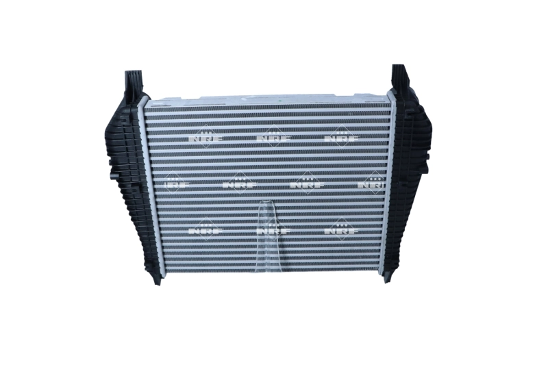 Chłodnica intercoolera Iveco Eurocargo I ciężarówka z platformą/podwoziem (1991 - 2003) cena, od 448,20 USD