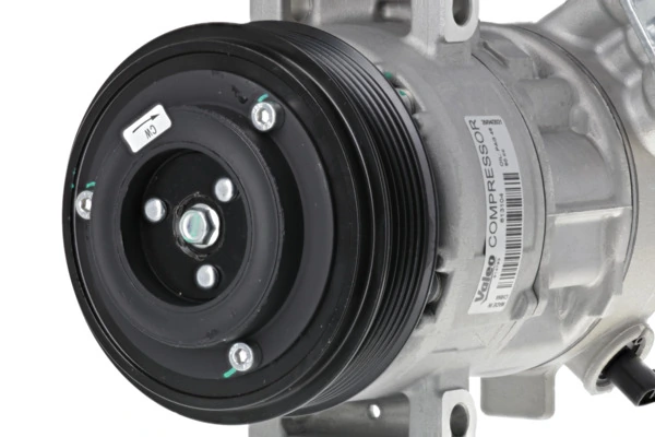 Do koszyka Sprężarka klimatyzacji Fiat Linea  323