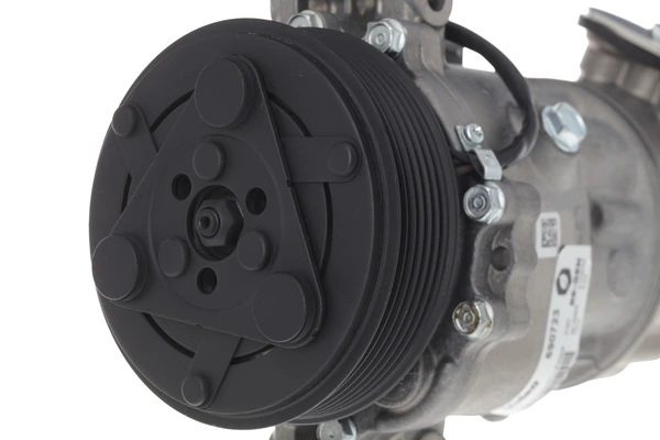 Sprężarka klimatyzacji VALEO 690723 cena, od 267,30 USD