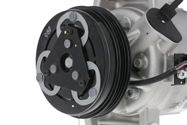 Sprężarka klimatyzacji Renault LOGAN II sedana (L52) (2012 - 2026) cena, od 160,57 USD
