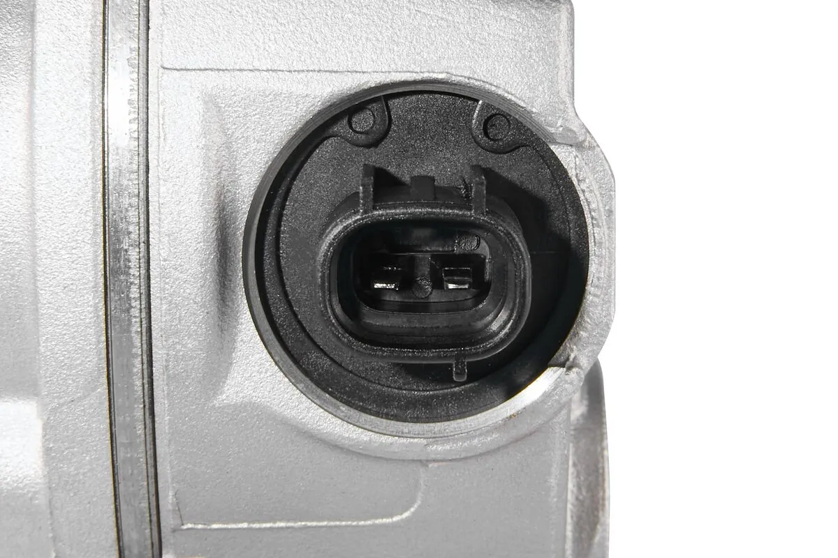 Sprężarka klimatyzacji VALEO 811105 cena, od 362,36 USD