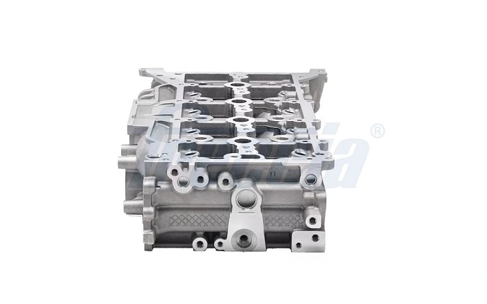 Do koszyka Głowica cylindrów Ford Focus IV HP