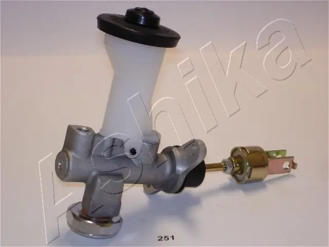 Do koszyka Cylinder sprzęgła główny Toyota Land Cruiser 90 J9