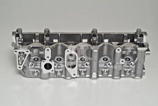 Głowica cylindrów 908713 AMC