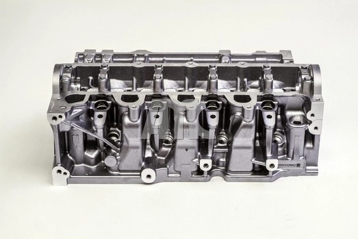 Głowica cylindrów 908888 AMC